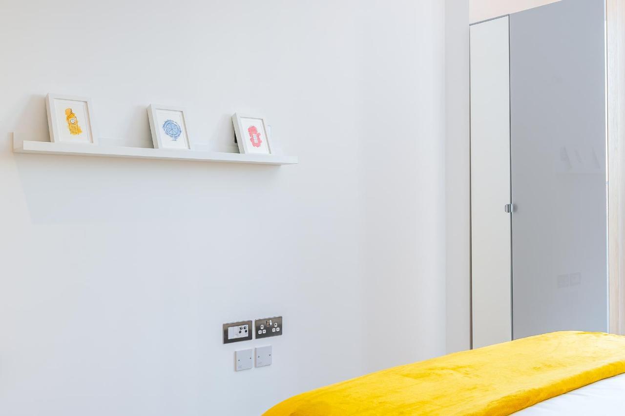 St Albans 2 Bed Luxury City Apartment, 5 Mins Walk To Train & Allocated Parking Extérieur photo